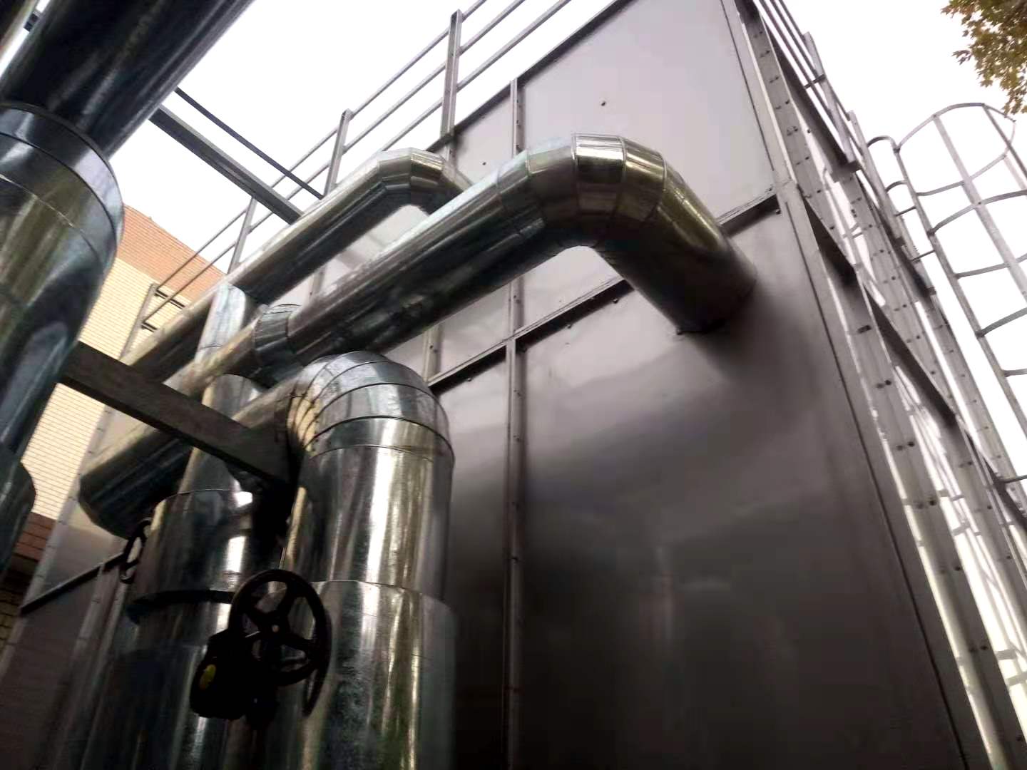 蒸汽<a href=http://www.nh-ht.cn/e/tags/?tagname=%E9%98%80%E9%97%A8%E4%BF%9D%E6%B8%A9%E8%A1%A3 target=_blank class=infotextkey><a href=http://www.nh-ht.cn/e/tags/?tagname=%E9%98%80%E9%97%A8%E4%BF%9D%E6%B8%A9 target=_blank class=infotextkey>閥門保溫</a>衣</a>